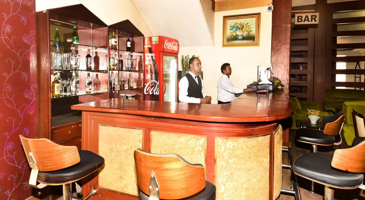 Juliana Hotel Colombo Extérieur photo
